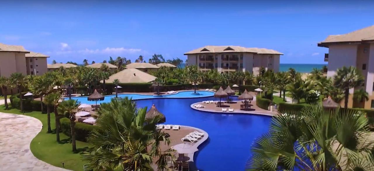 Paraíso Frente Mar: Beachfront Condo with Hydro, Sauna & Pool Cumbuco Exterior photo