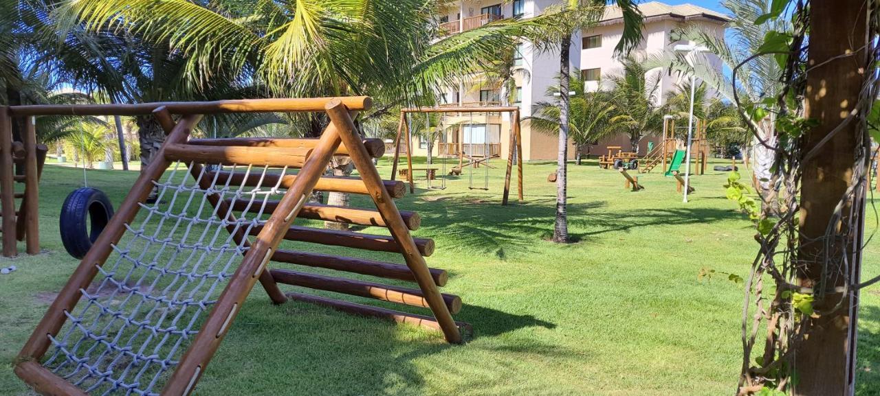 Paraíso Frente Mar: Beachfront Condo with Hydro, Sauna & Pool Cumbuco Exterior photo